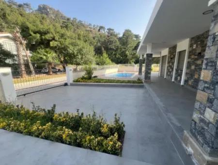 Ultra Luxury Villa For Sale In Icmeler Neighborhood Of Marmaris District, 4 Rooms 4 Bathrooms 240M2 With Swimming Pool In A Fully Detached 450M2 Plot With Forest View