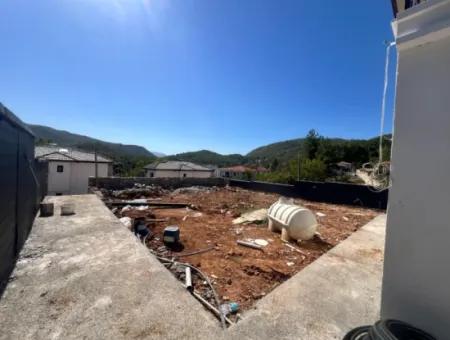 Marmaris Çetibeli Mahallesi Tam Müstakil Yüzme Havuzlu 400M2 Arsa İçerisinde 3 Oda 3 Banyo 160M2 Satılık Orman Manzaralı Villa