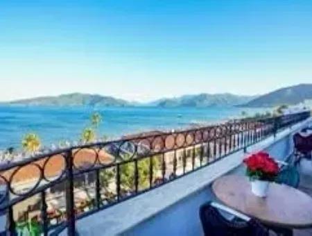 Marmaris Merkez,De Satılık Denize Sıfır Masrafsız 70 Odalı Otel